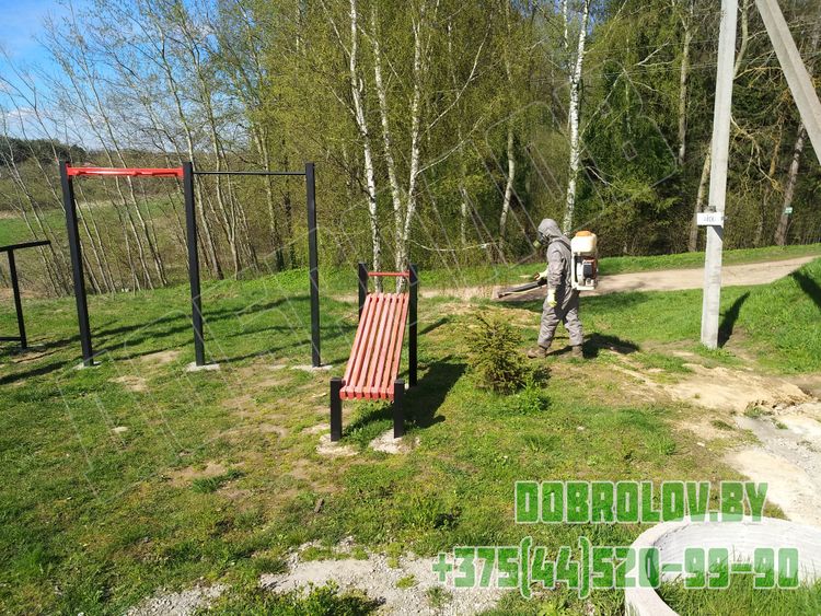 Акарицидная обработка территории от клещей